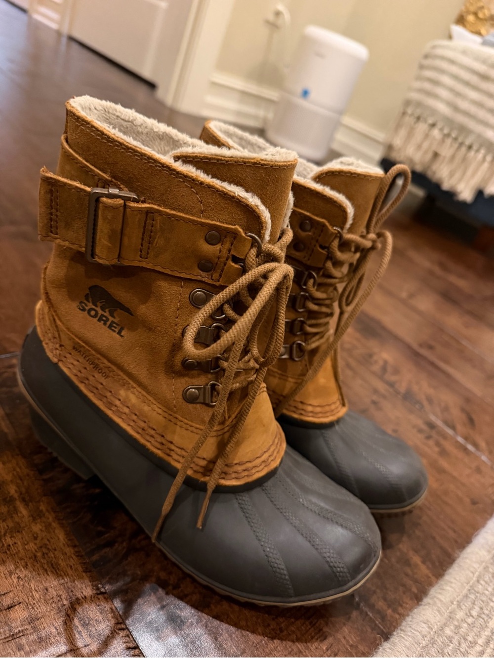 Sorel woman’s Brown Suede & Gray Rubber Winter Boots